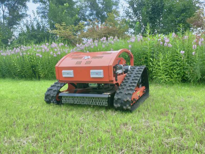 遥控割草机小型汽油打草碎草机草坪果园梯田自动除草机器人履