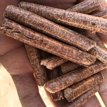 生物质燃烧颗粒燃料厂家直销量大质优价格优惠欢迎咨询采购