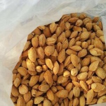 新疆巴旦木散装