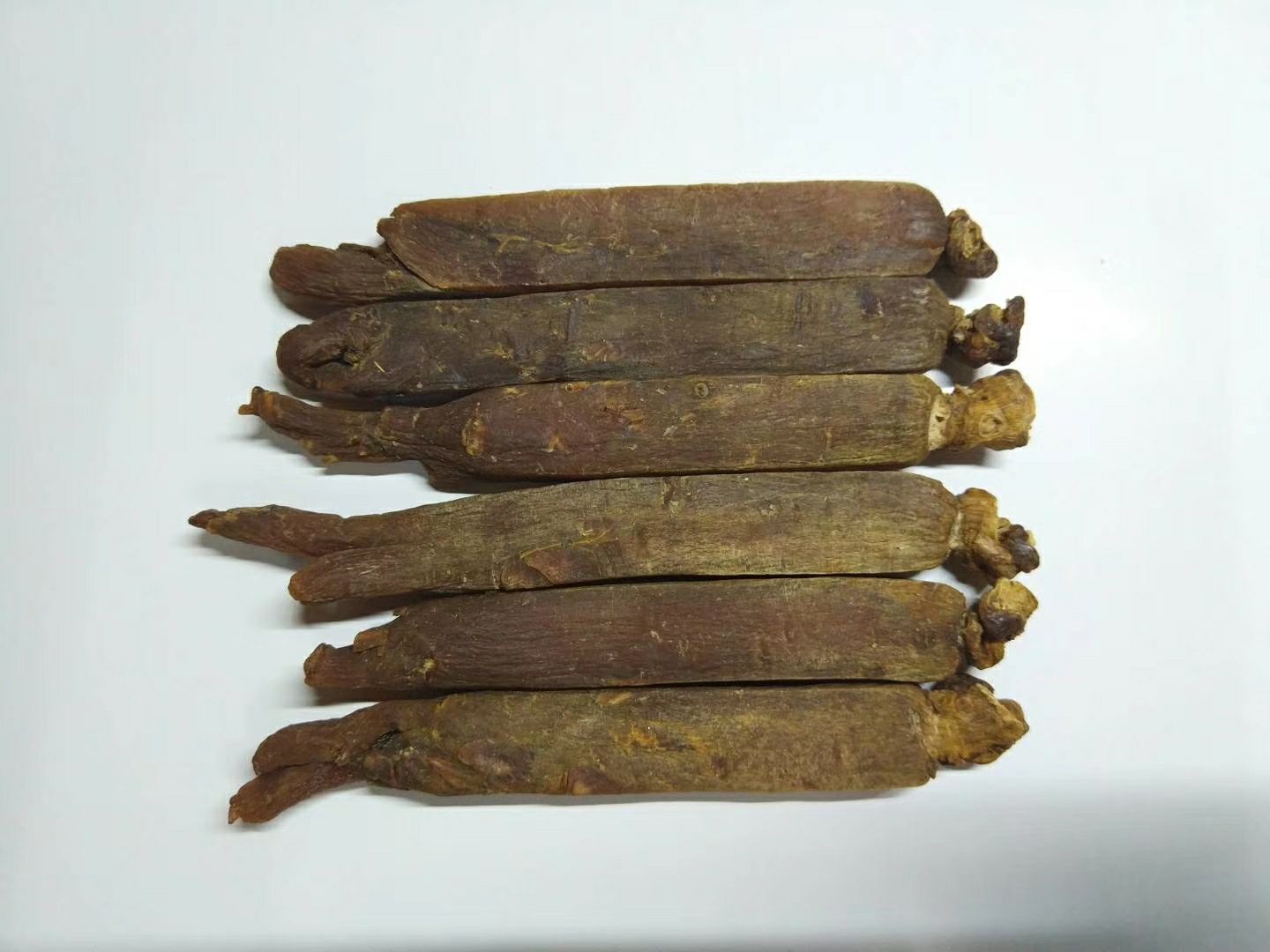 高丽参原株与成品对比图