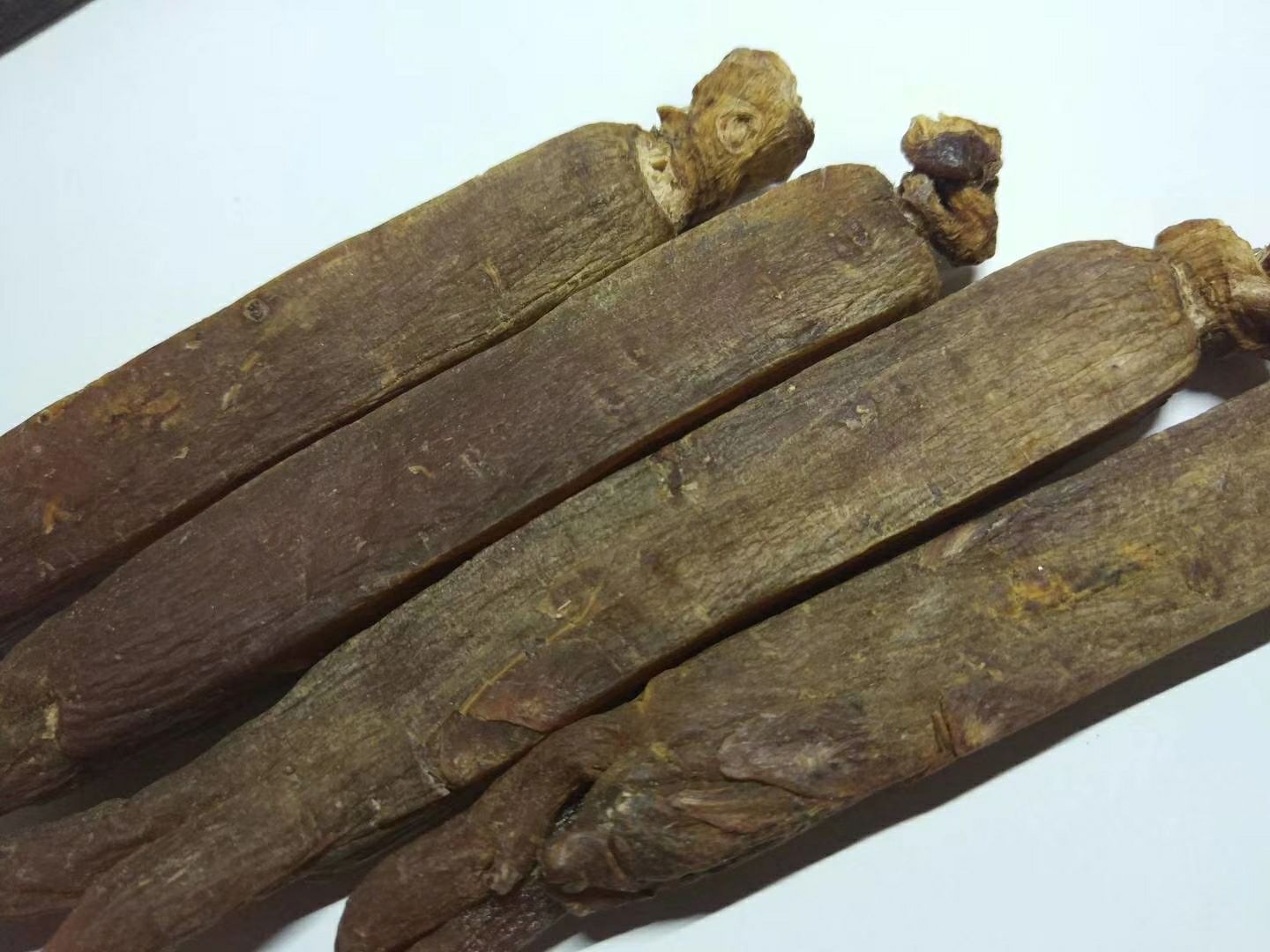 高丽参红参的外观与制作过程