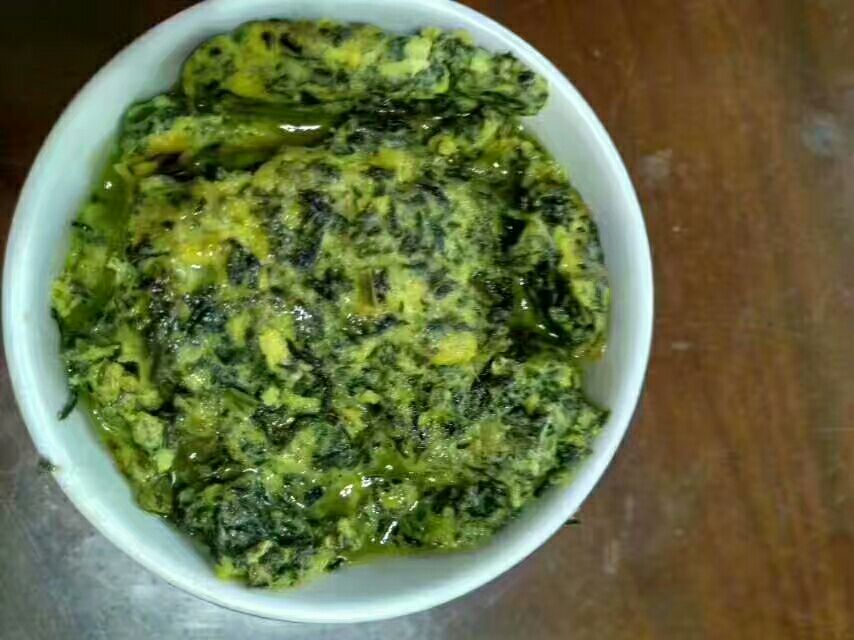 艾叶与鸡蛋搭配制作美食