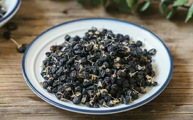 黑枸杞干果特写