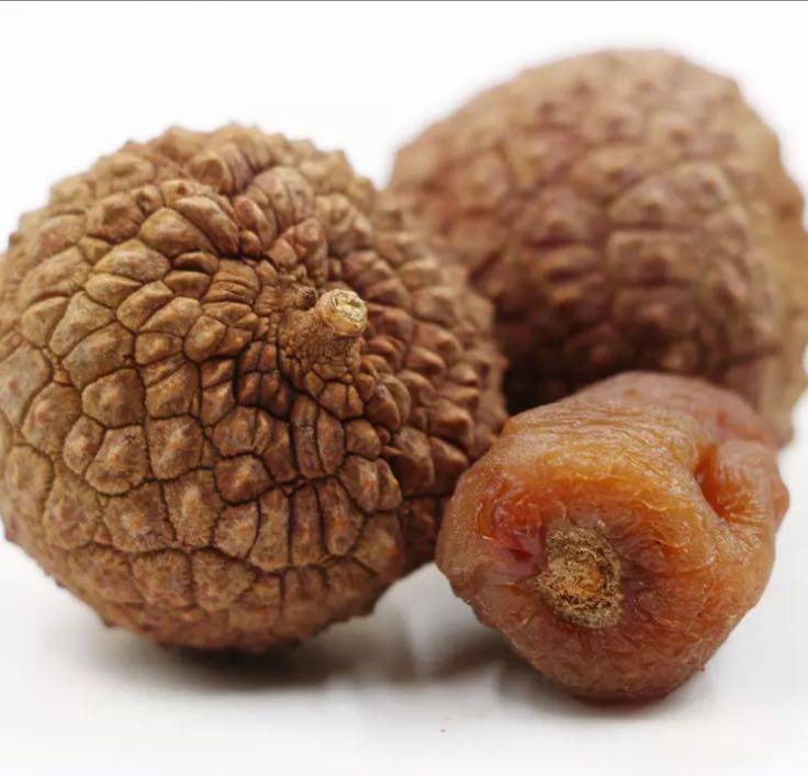 桂圆干与新鲜桂圆的营养标签对比图