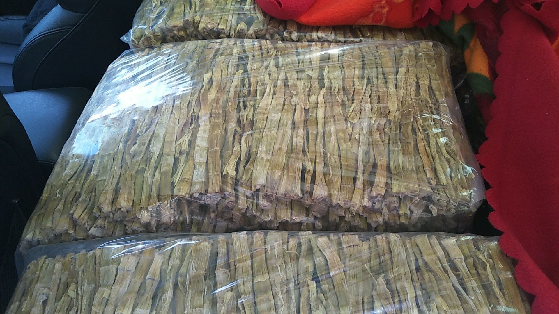 山竹干的包装与储存方式展示
