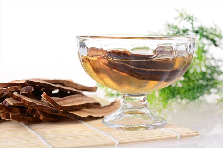 灵芝切片冲泡效果图