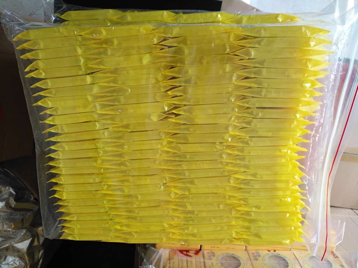 金丝皇菊茶礼盒展示