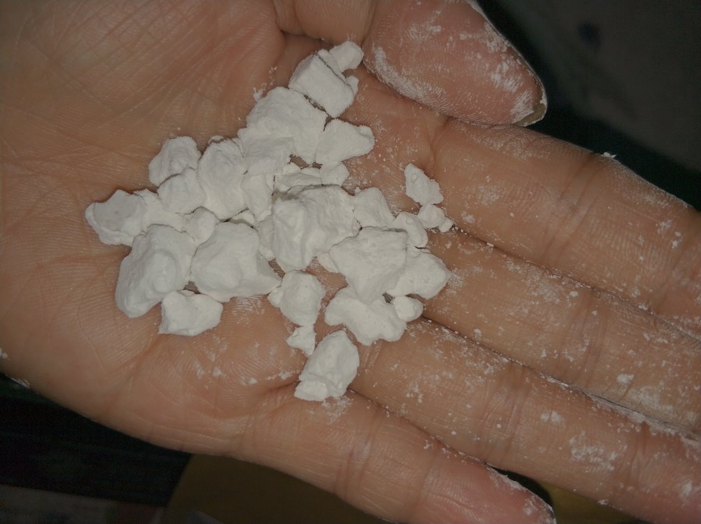 市面上的粉葛多糖保健品,包括胶囊、冲剂和饮品等多种形式 粉葛多糖保健品展示