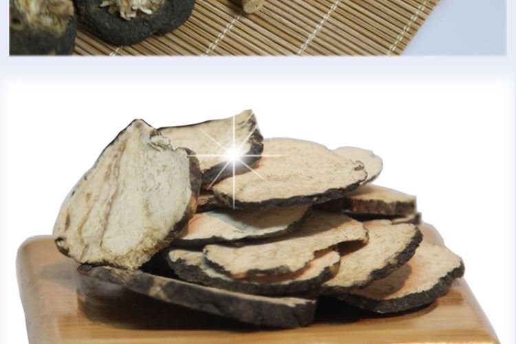 秘鲁INIA-Pucallpa实验室冻干工艺黑玛卡粉末显微图像。粉末粒径D90=42.3μm,扫描电镜显示多孔球状结构,保留完整细胞壁纤维骨架;检测报告重点框出烯酰胺总量(2.18±0.07 mg/g)、β-咔啉类(0.93±0.05 mg/g)、锌含量(22.4±0.6 mg/100g)三项核心指标 秘鲁实验室标准冻干黑玛卡粉末特写:细腻哑光深灰褐色粉末,置于白色陶瓷研钵中,表面可见微反光晶体颗粒,背景为ISO 17025认证检测报告局部(标注macamide总量2.18mg/g)