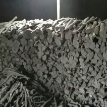 苹果木炭大量出窑