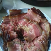 云南省麻栗坡老山特产腊肉，