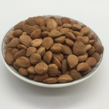 苦杏仁，中药材苦杏仁