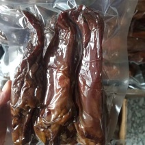 重庆巫溪县正宗柏树烟薰，腊猪脚，腊肉