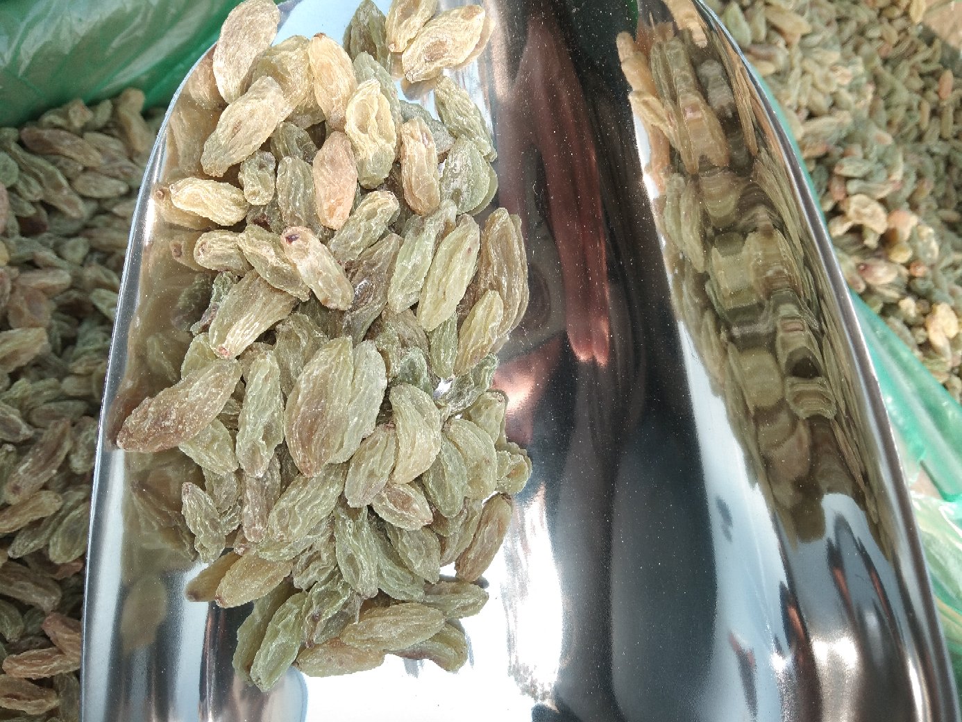 葡萄与健康饮食搭配示意图