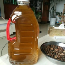 现榨山茶油，