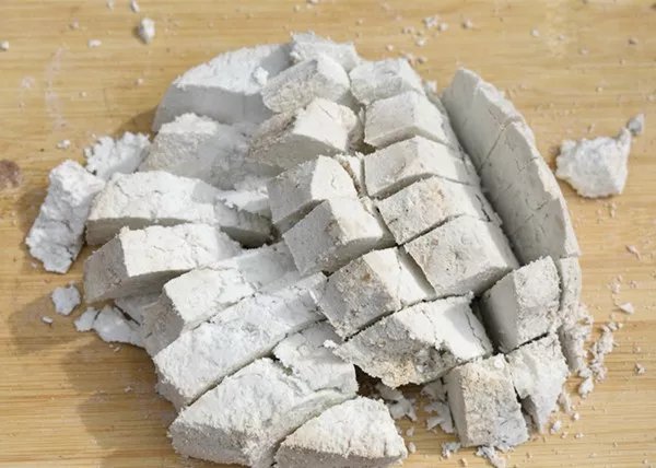 白茯苓块状展示