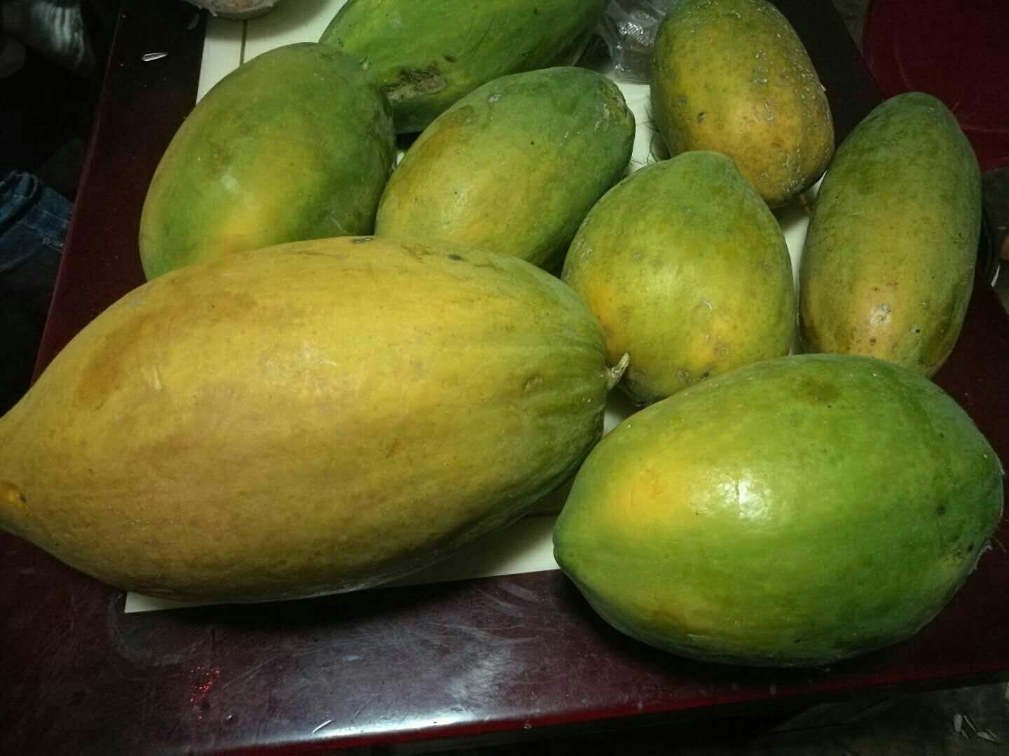 木瓜不同成熟阶段对比图