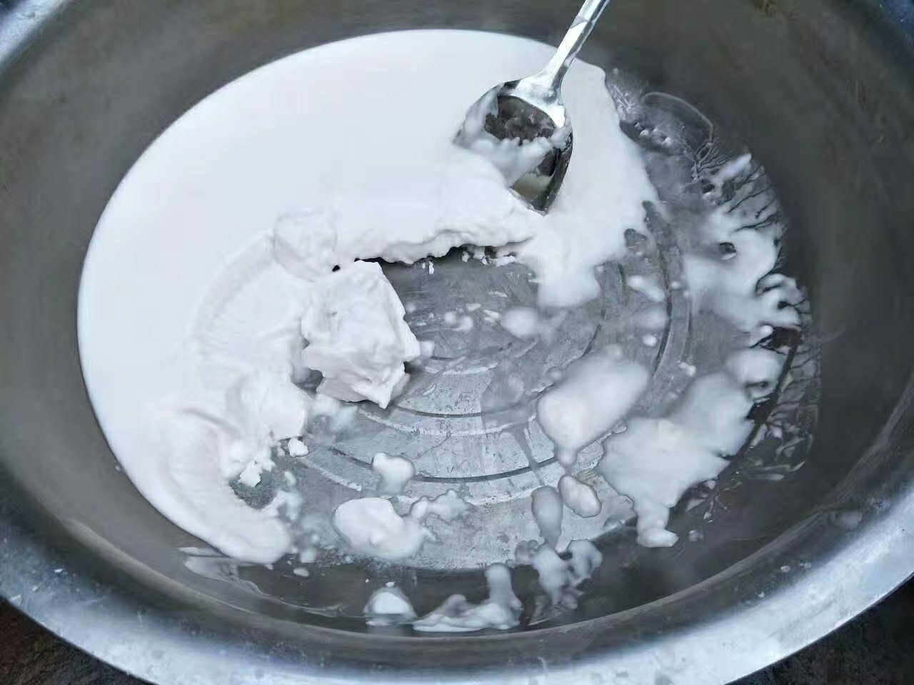 蜂蜜藕粉羹成品图