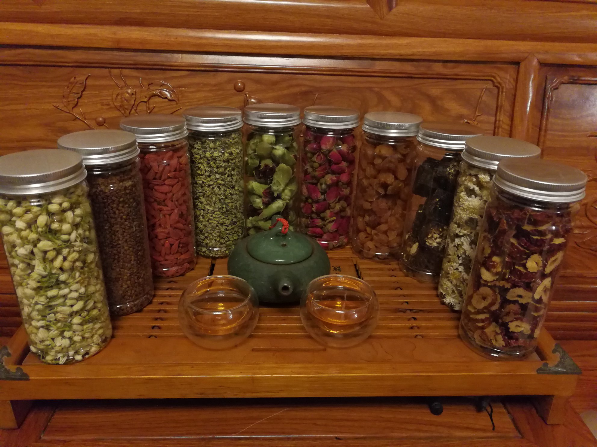杭白菊干花与冲泡工具