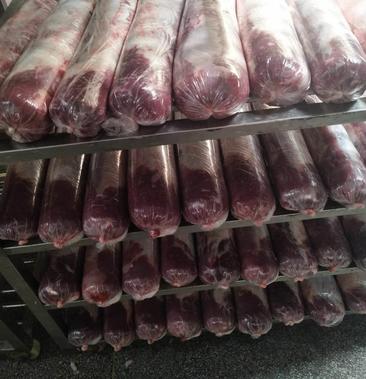 [猪肉批发]厂家直销冷库猪肉三号肉带筋膜价格1800元/斤 