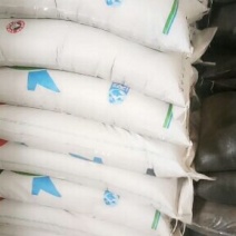 批发零售各种饲料原料：进口鱼粉，国产优质鱼粉，虾糠，