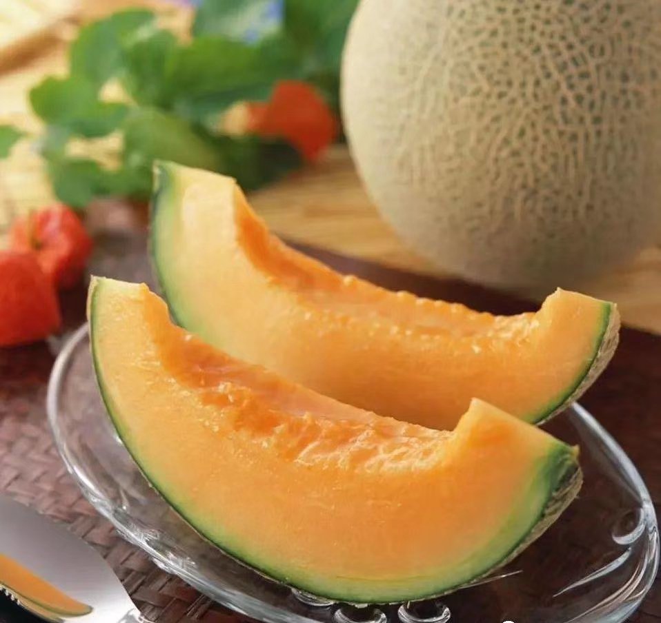 切开的西州蜜瓜剖面展示