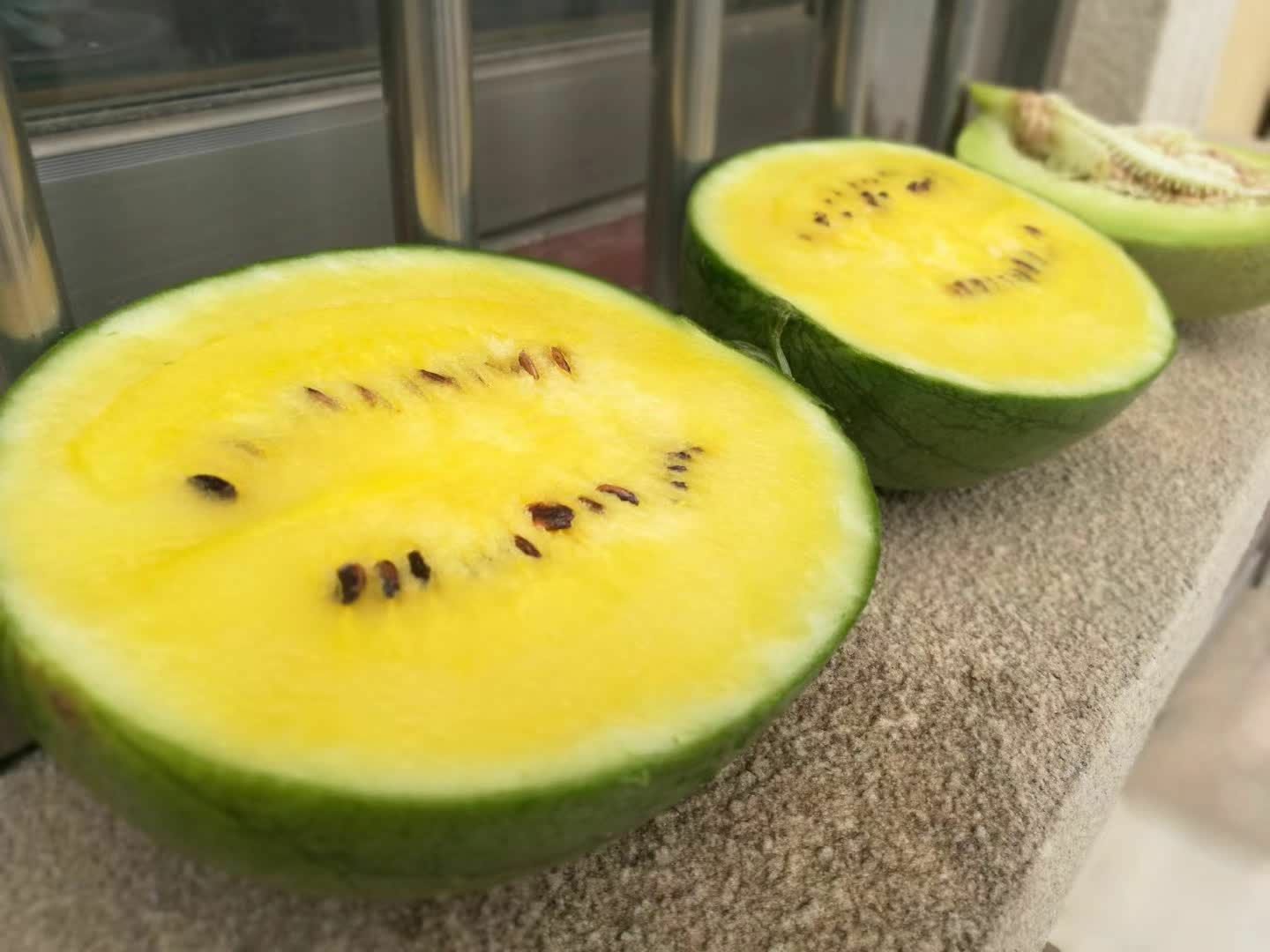 特小凤西瓜切开图