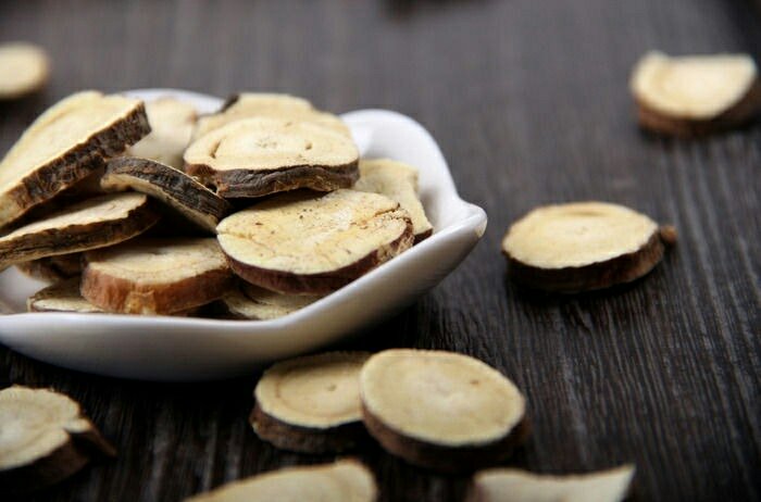 黑玛卡与中药材的处理过程