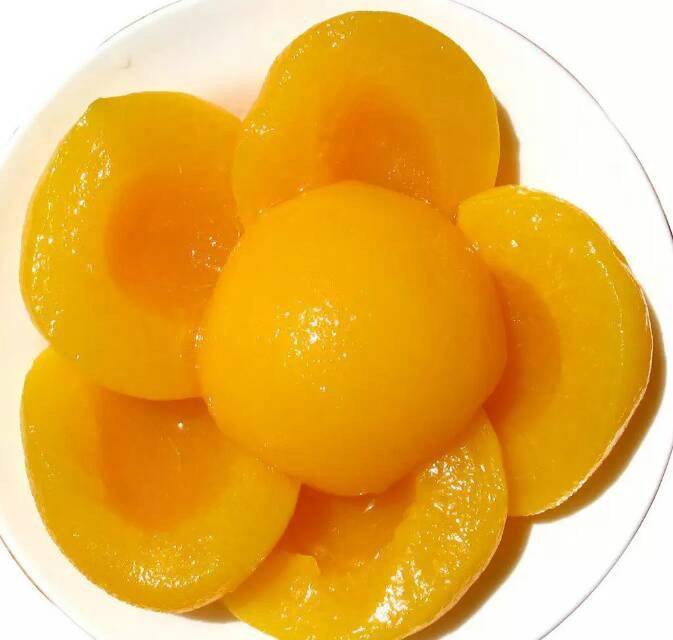 83黄桃加工产品展示