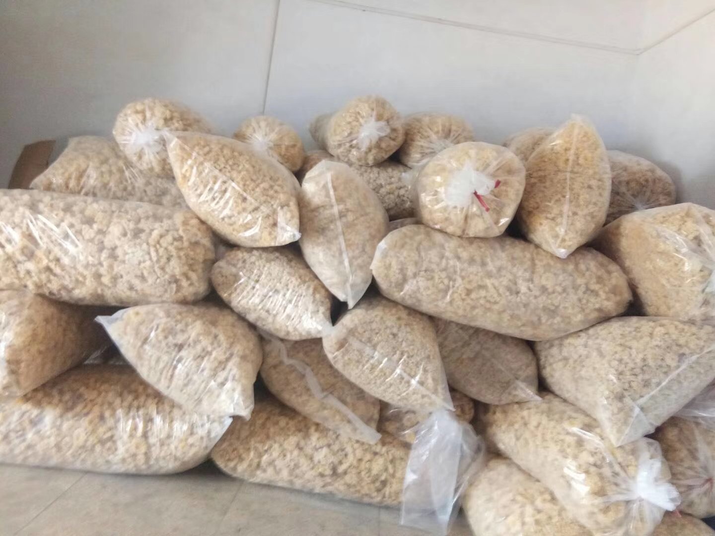 椴木银耳成品包装展示图 椴木银耳成品包装展示图