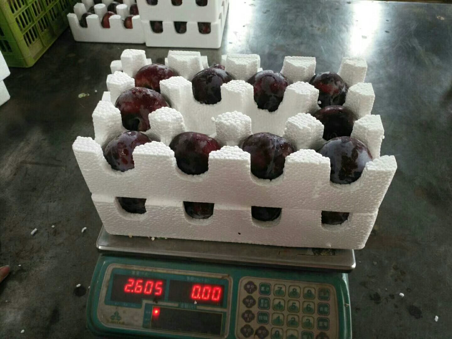 黑布林李子称重示意图