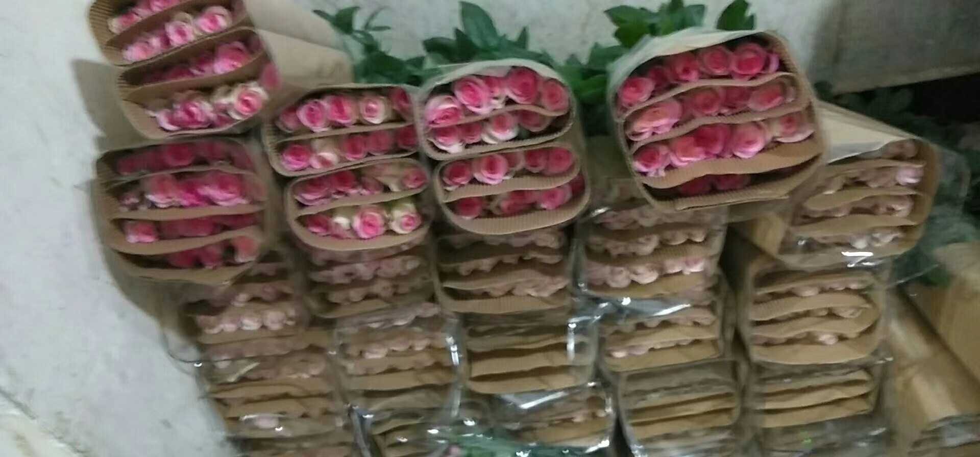 百合花束