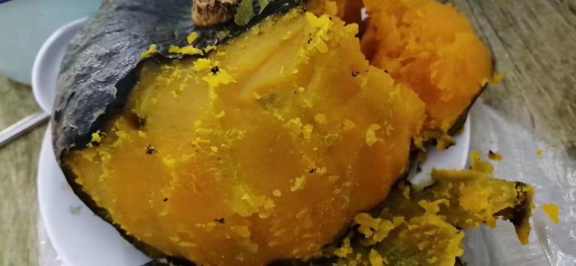 板栗南瓜蒸制前后对比图