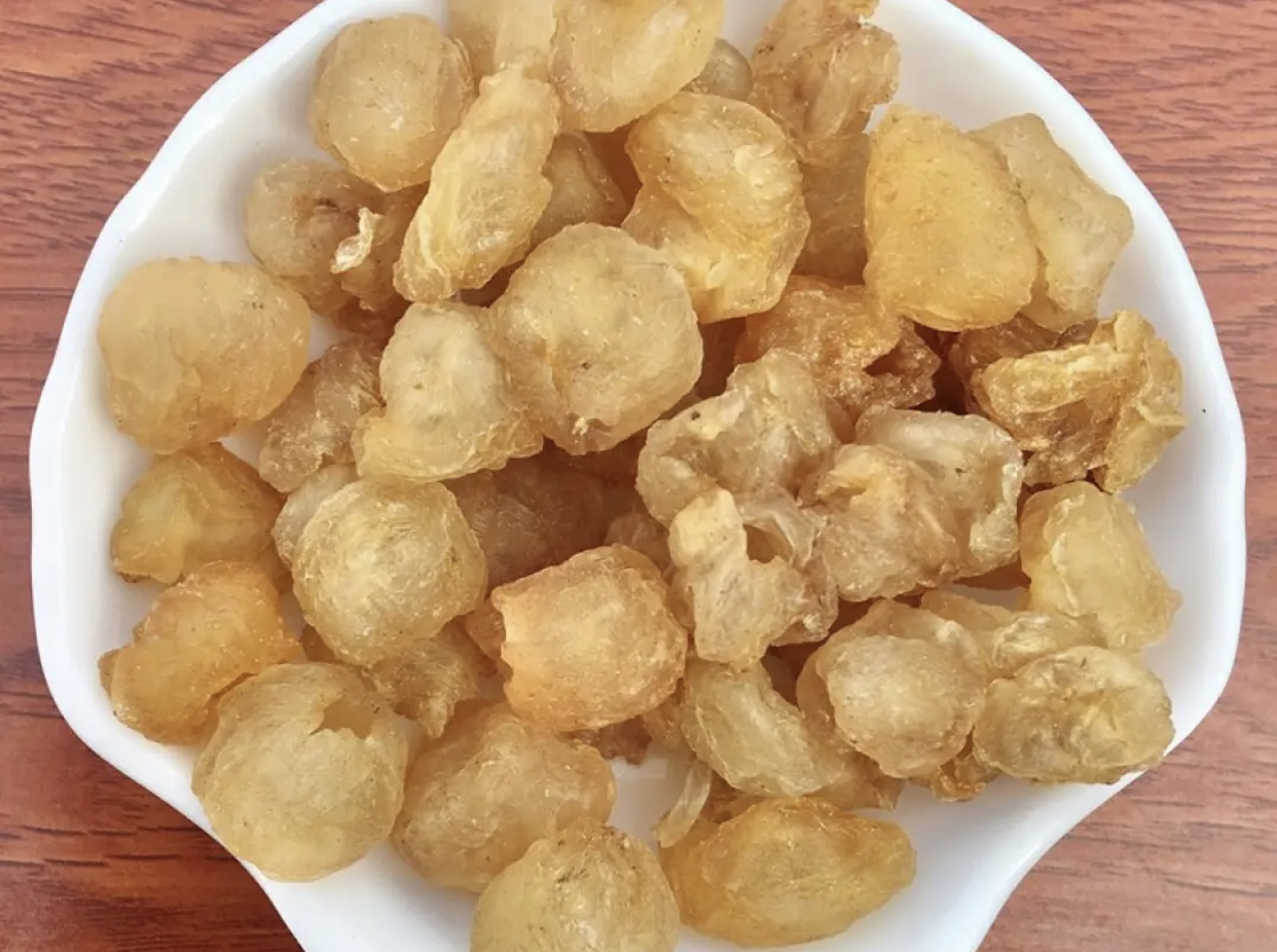 桂圆肉与西洋参粉蒸膏成品图