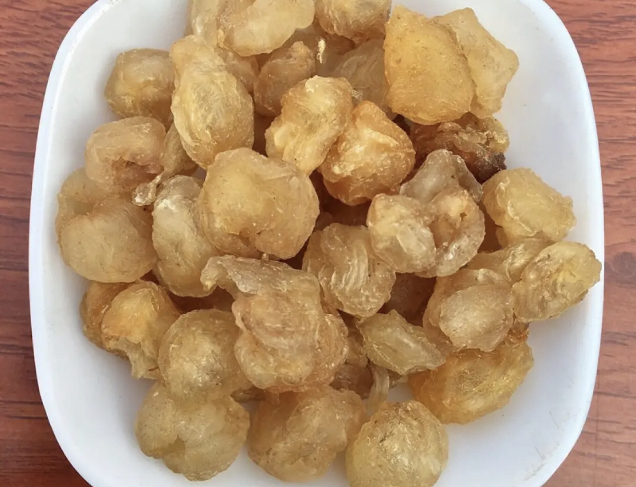 桂圆银耳羹成品图