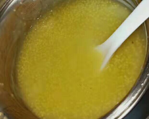 栗子红枣小米粥成品图