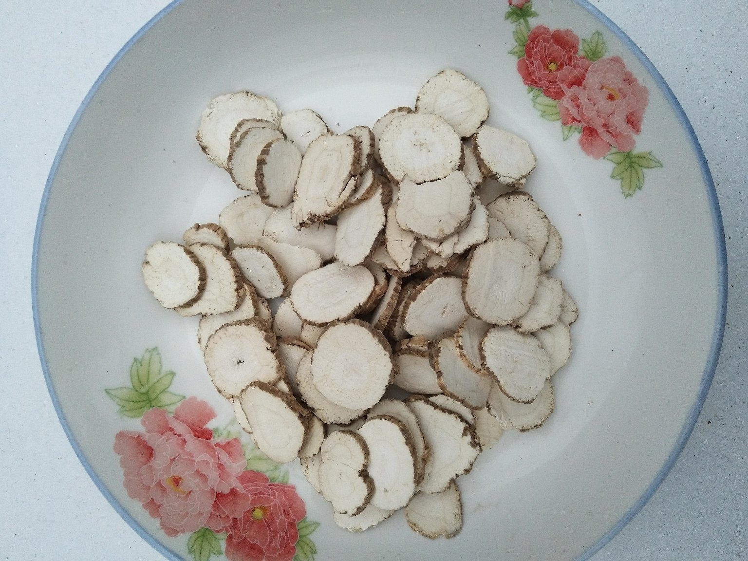 干燥白芷药材特写