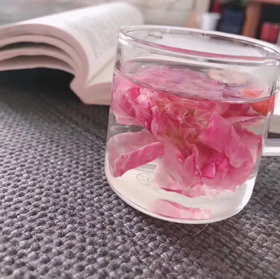 山楂与花椒茶饮成品图