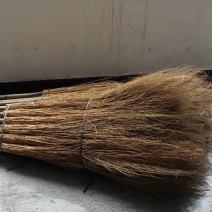 自产自销扫帚，量大从优，品质保证，欢迎新老客户实地考察