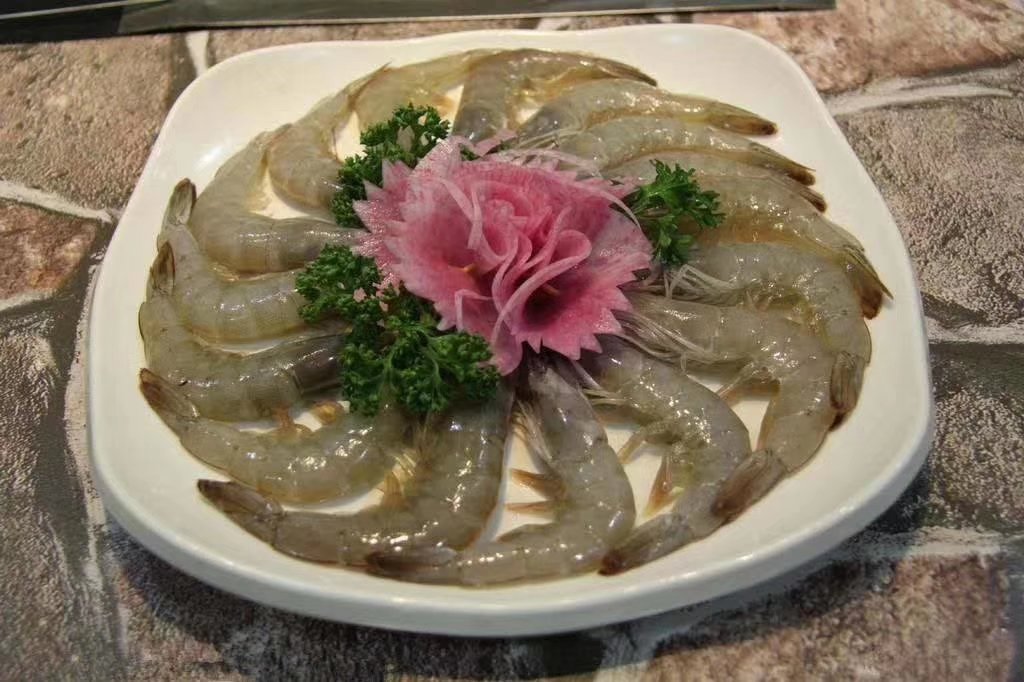 对虾与甜虾料理成品图