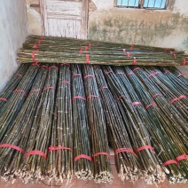 大量出售质量好价格便宜的菜架竹子