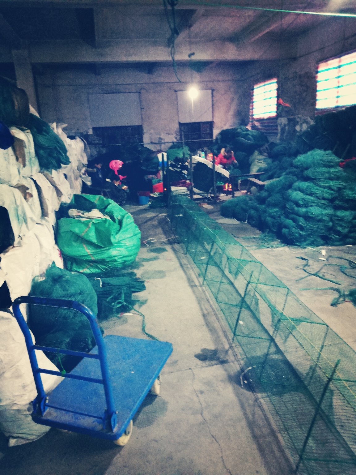 [养殖网批发]湖南安欣绳网制造有限公司专业订制各种规格的地笼!