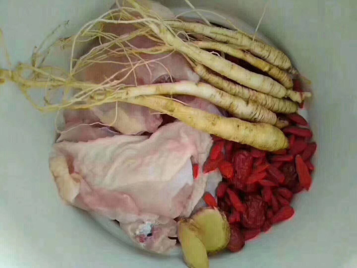 鲜人参煲汤食材全景图