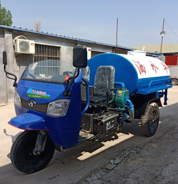 厂家直销精品2方三轮洒水车