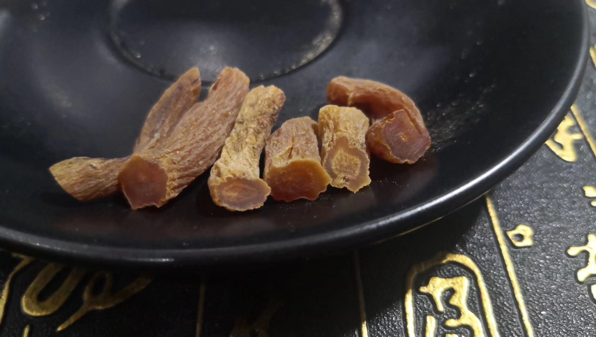 高丽参煲汤炖煮过程图