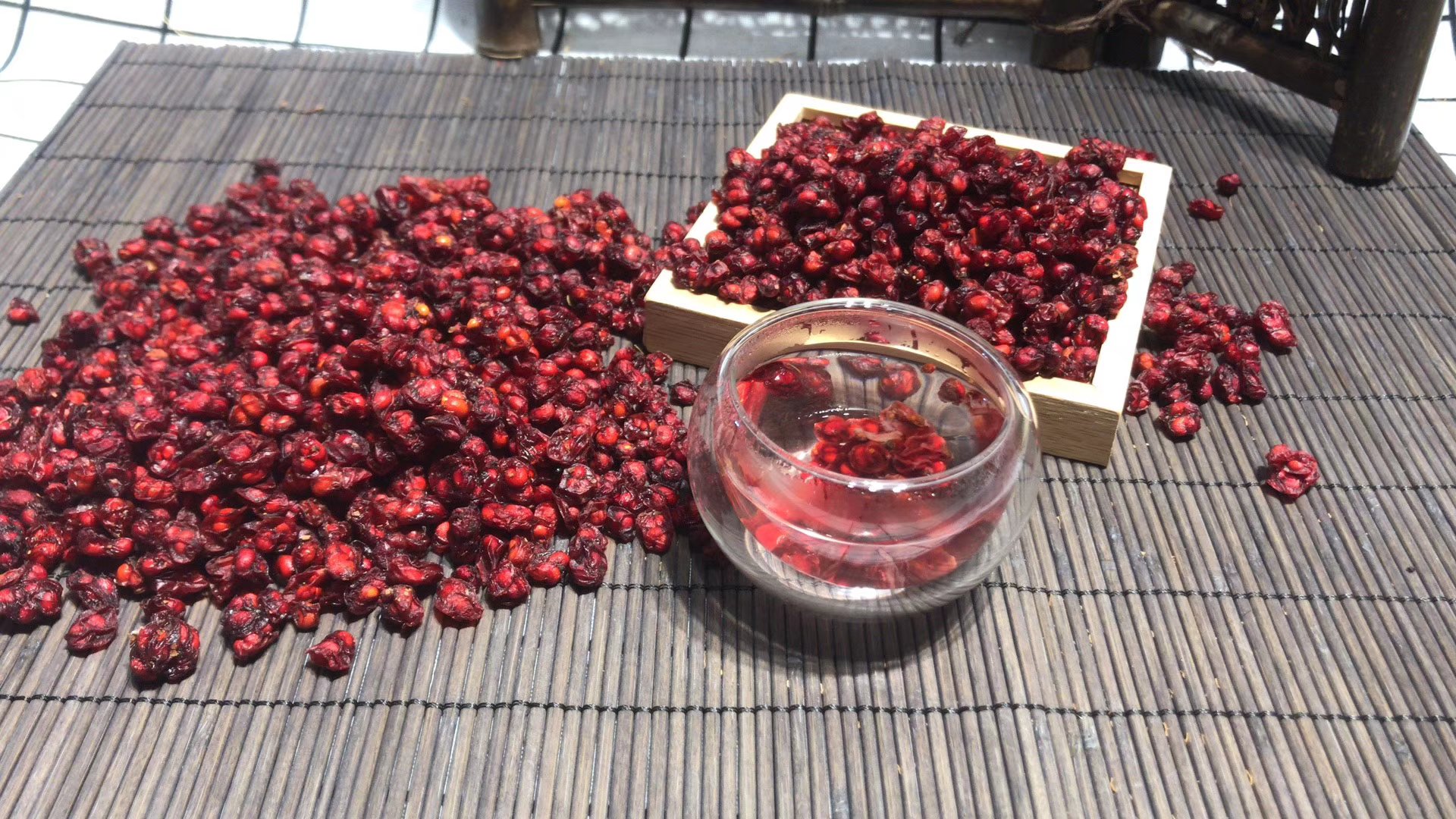 五味子茶饮特写