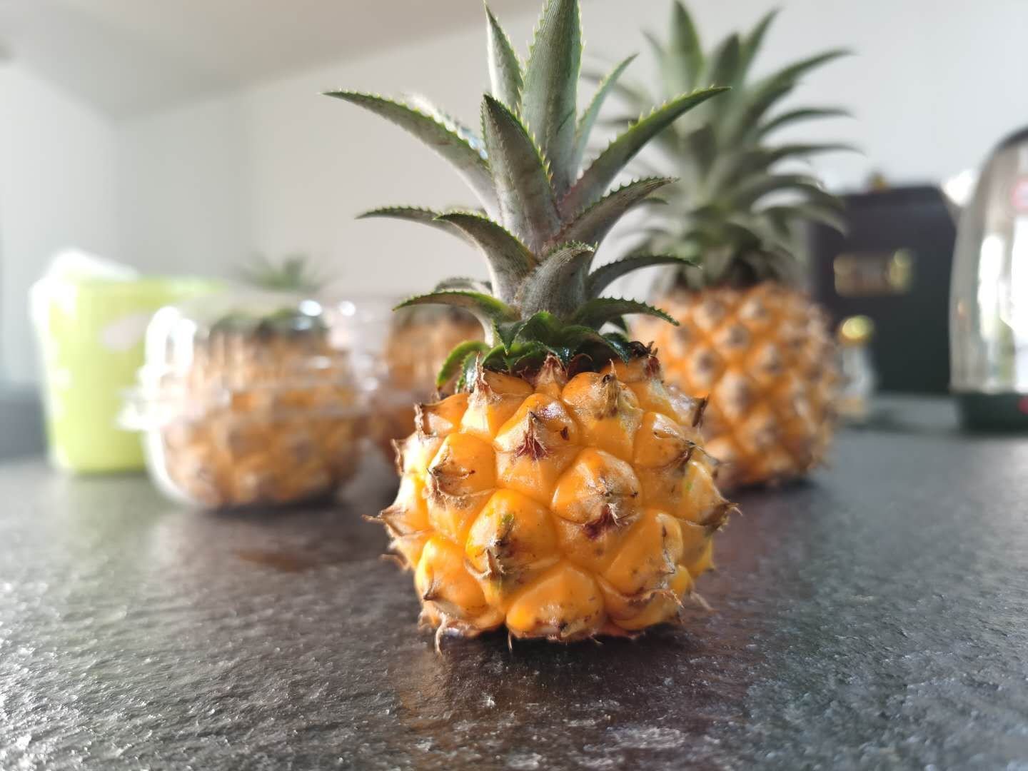 菠萝啤产品展示