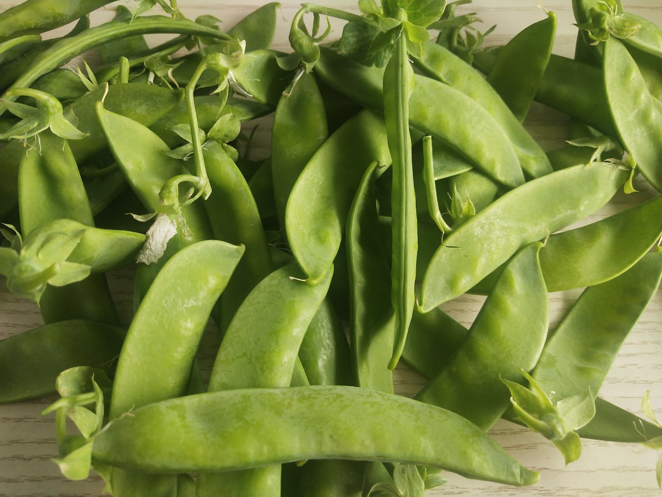 荷兰豆的营养价值展示图