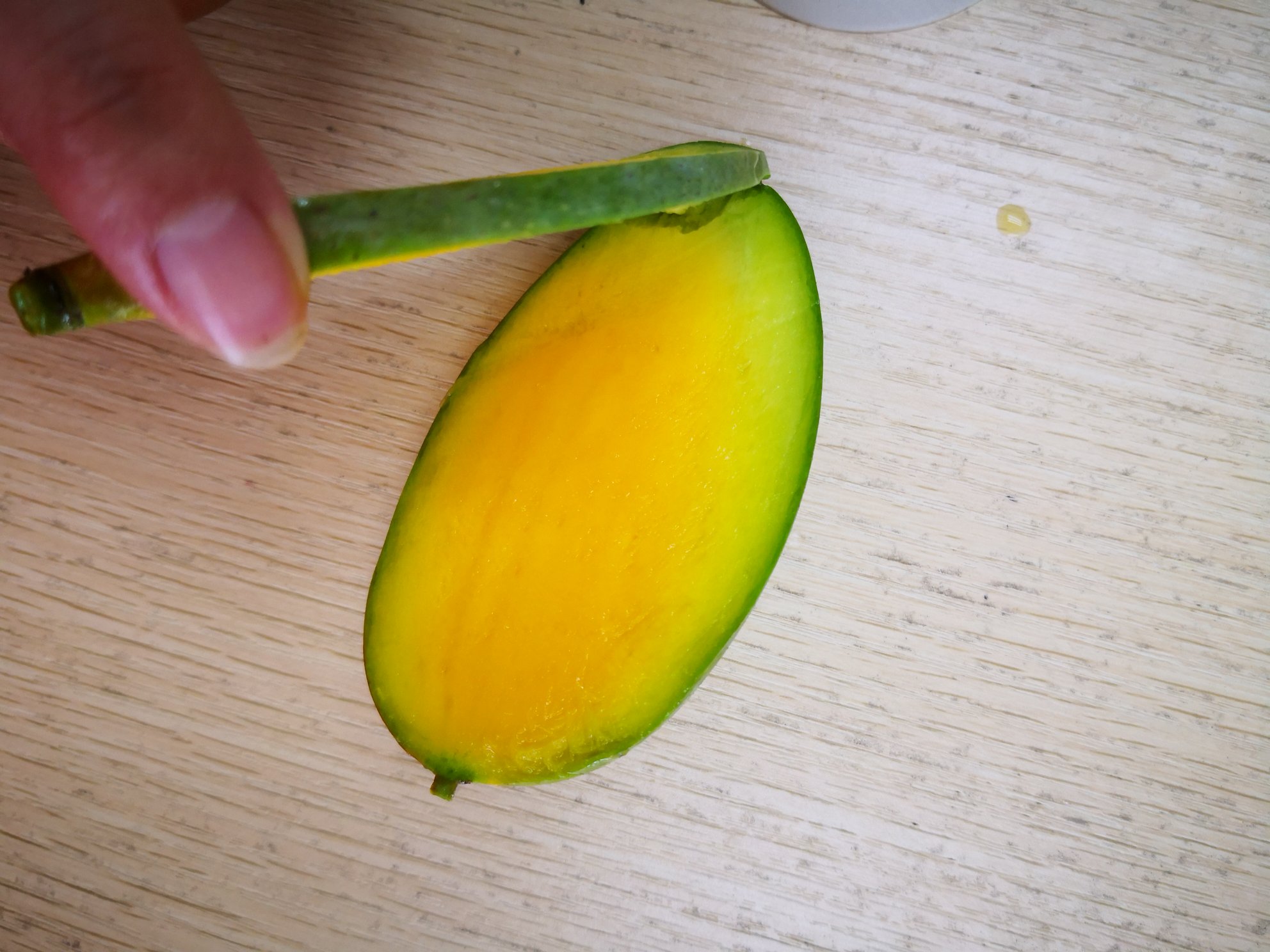 切开的贵妃芒特写照片