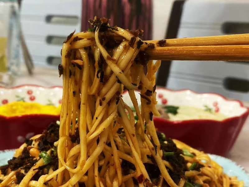 红花白皮扁豆制成的扁豆面旗子成品图